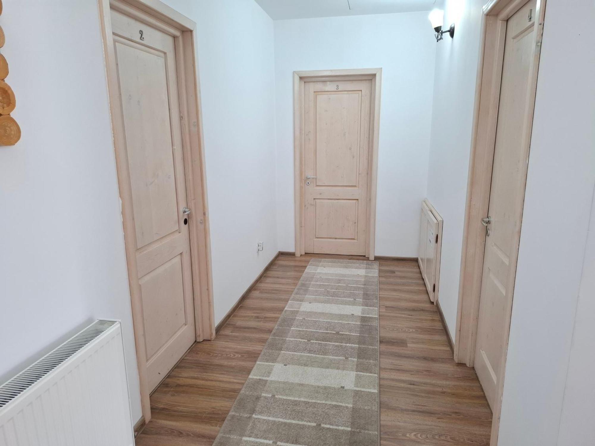 Dor De Casa Hotel Doljesti Ngoại thất bức ảnh