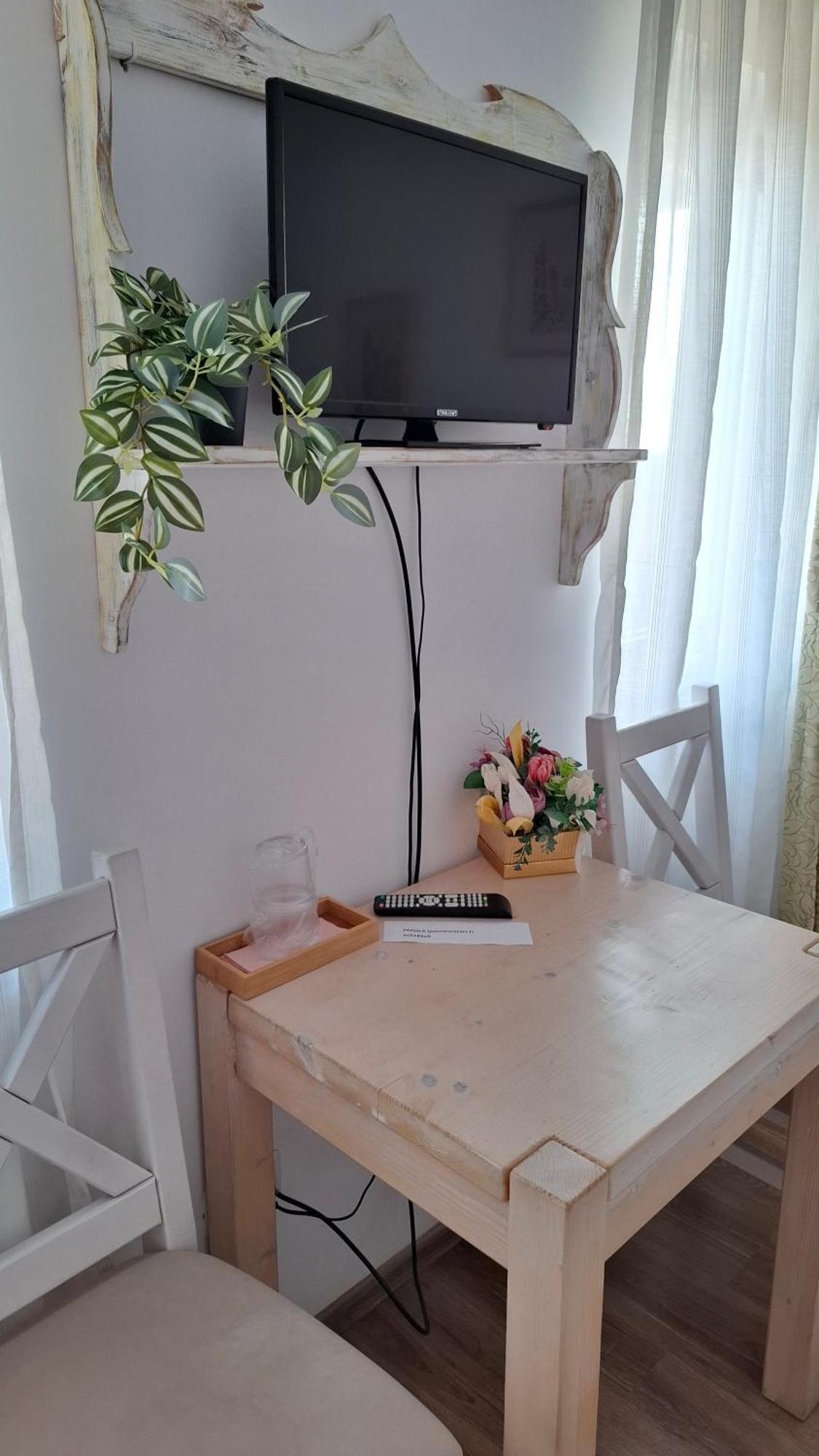 Dor De Casa Hotel Doljesti Phòng bức ảnh